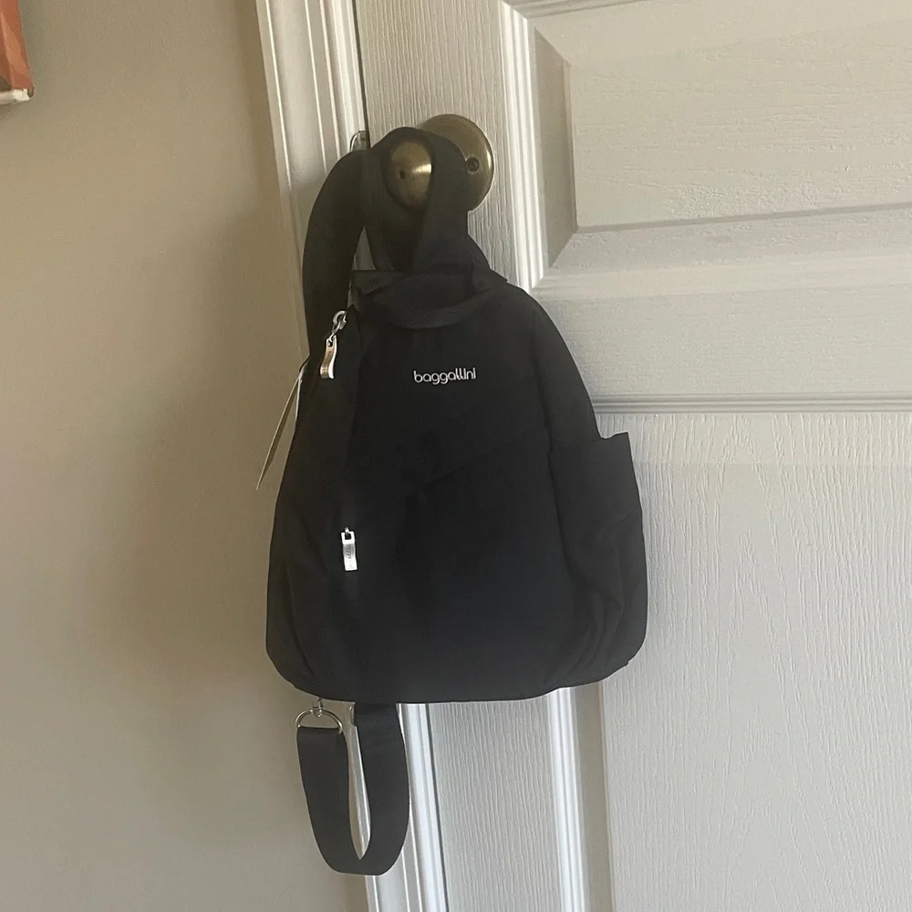 Baggallini Black Crossbody Sling Backpack
